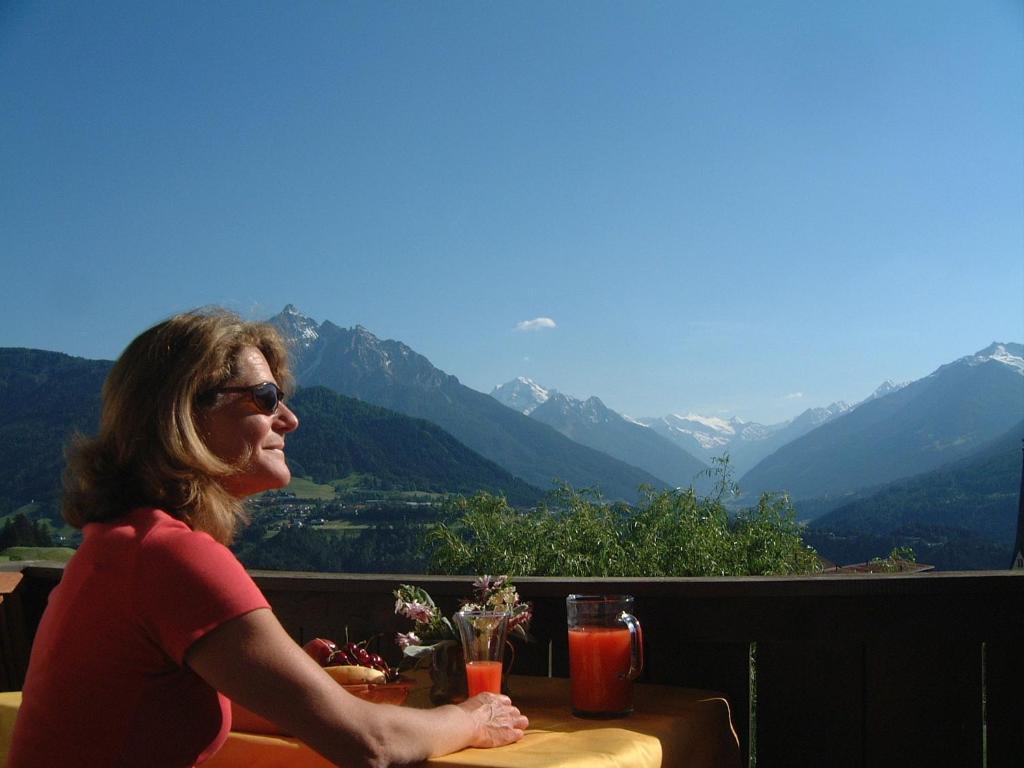 Ferienwohnungen Tiroler Alpenhof Innsbruck Zimmer foto
